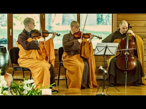 "Praising The Buddha" 🎶 | Thich Nhat Hanh Memorial Day 5 | 2022 01 26