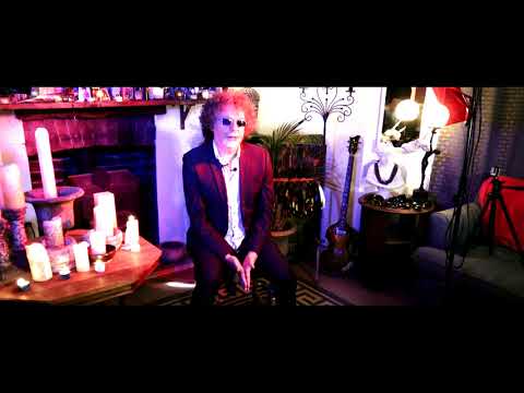 Andy Collins: Right Here, Right Now EPK