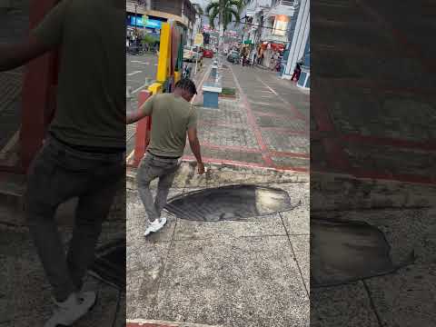 broma del agujero gigante #funny #comicolucky #humor #laugher #comedia #comedy #broma #bromas #prank