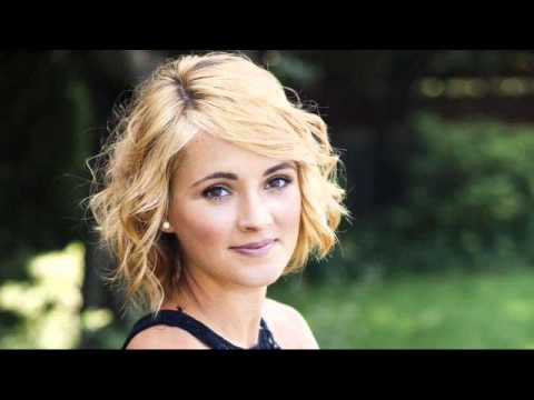 Jakab-Péter Izabella-X-faktor 2. Élő Show