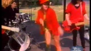 The Slits - Typical Girls (Sub. Español)