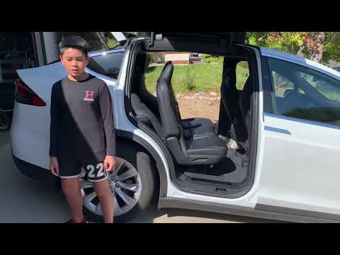 Model X Long Range 7 Seater fold flat demo