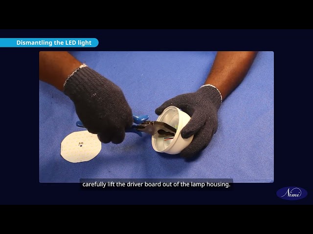 Dismantle the LED light,demonstrate the connections of LEDs stacks