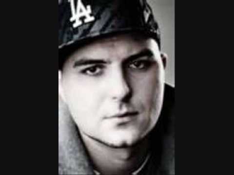 Bizzy Montana - Unendlich feat. Cash Mo.wmv