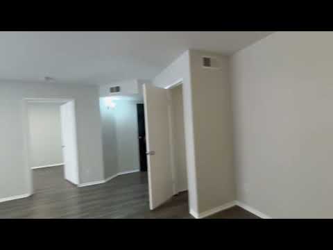 314 South Manhattan Place - Video 6 of 6