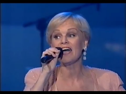 Katri Helena - Hittisikermä