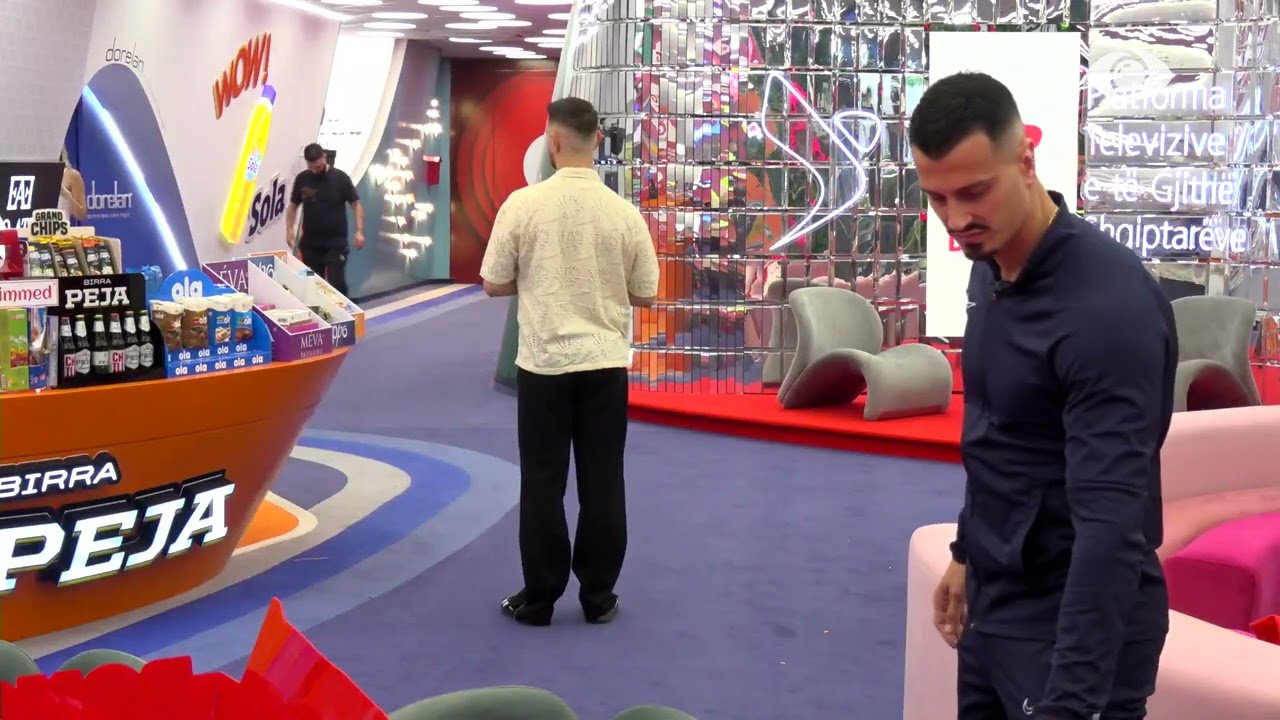 Puthje dhe përqafime mes Brikenës dhe Mateos