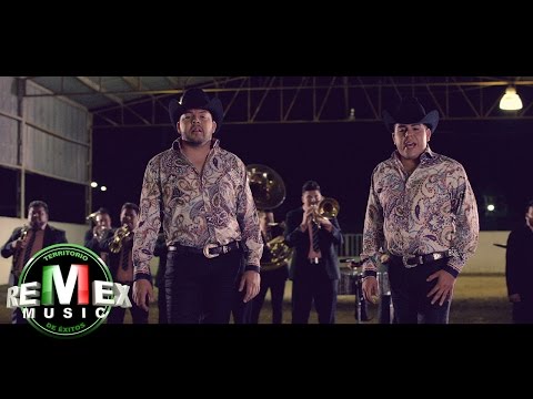 Hermanos Vega Jr. - No pidas tantos besos (Video Oficial)