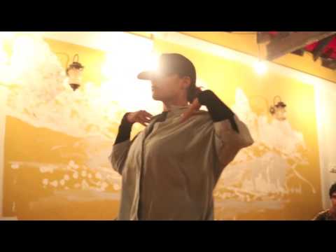 download lagu mp3 mp4 Priya Lisa Gonsalves, download lagu Priya Lisa Gonsalves gratis, unduh video klip Priya Lisa Gonsalves