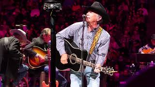 That&#39;s What Breaking Hearts Do - George Strait- (Las Vegas-12/2/2022)