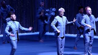 David Byrne - Everybody&#39;s Coming To My House - O2 Arena, London - October 2018