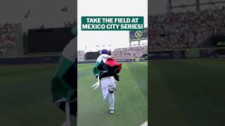 Alek Thomas shows his love & pride as he takes the field with the flag of Mexico???????? #MexicoCitySeries