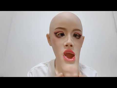 Trying on Silicone Mask | Moli's Lab