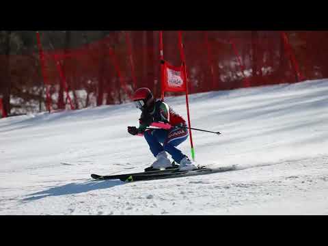 Приморские горнолыжники разыграли путёвки в сборную края.