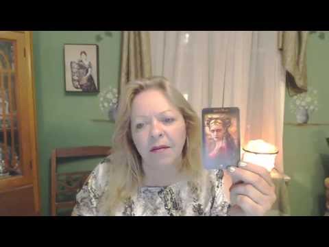 Your Daily Focus Tarot Card Reading for August 25,  2015