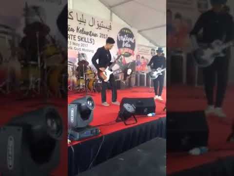 Extravaganza - bunkface | the crowd cover