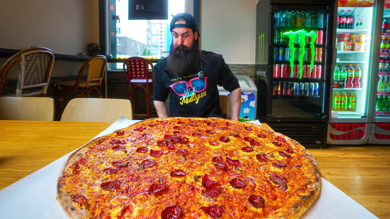 NORWAY'S BIGGEST PIZZA CHALLENGE HAS NEVER BEEN BEATEN! | BeardMeatsFood
