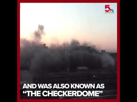 20 years ago: The 'Old Barn' comes down