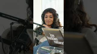 Mel Reads Her O*ly F*ns DM&#39;s