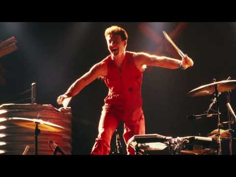 "You are irreplaceable": 80s hit band mourns their drummer