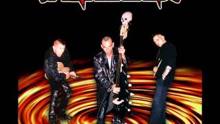 Thee Flatliners ft. Pepper - The sky is a poisonous garden tonight