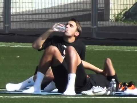 YANN Jouffre ! Plus qu'un joueur de foot exeptionnel , Un homme exeptionnel !!!