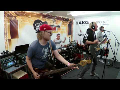 InSound bandCAMp 2017: Elvis dies tomorrow - Drop dead casanova (Disco Ensemble Cover)