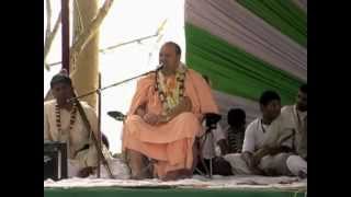 preview picture of video 'HH Jayapataka Swami, Santipur, WB, India, Bengali language Lecture.  2007.02.28.'