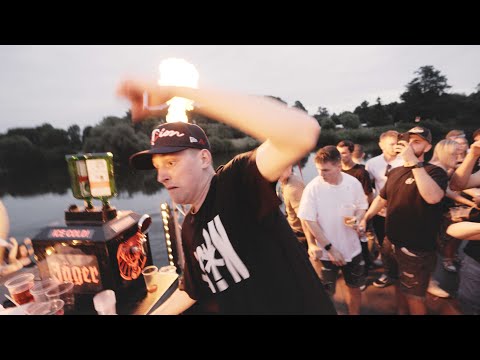 Zapálili jsme loď na Vltavě s @ManeneOfficial