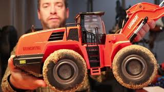 LAEGENDARY 1:14 SCALE BUCKSTER FRONT LOADER - unboxing