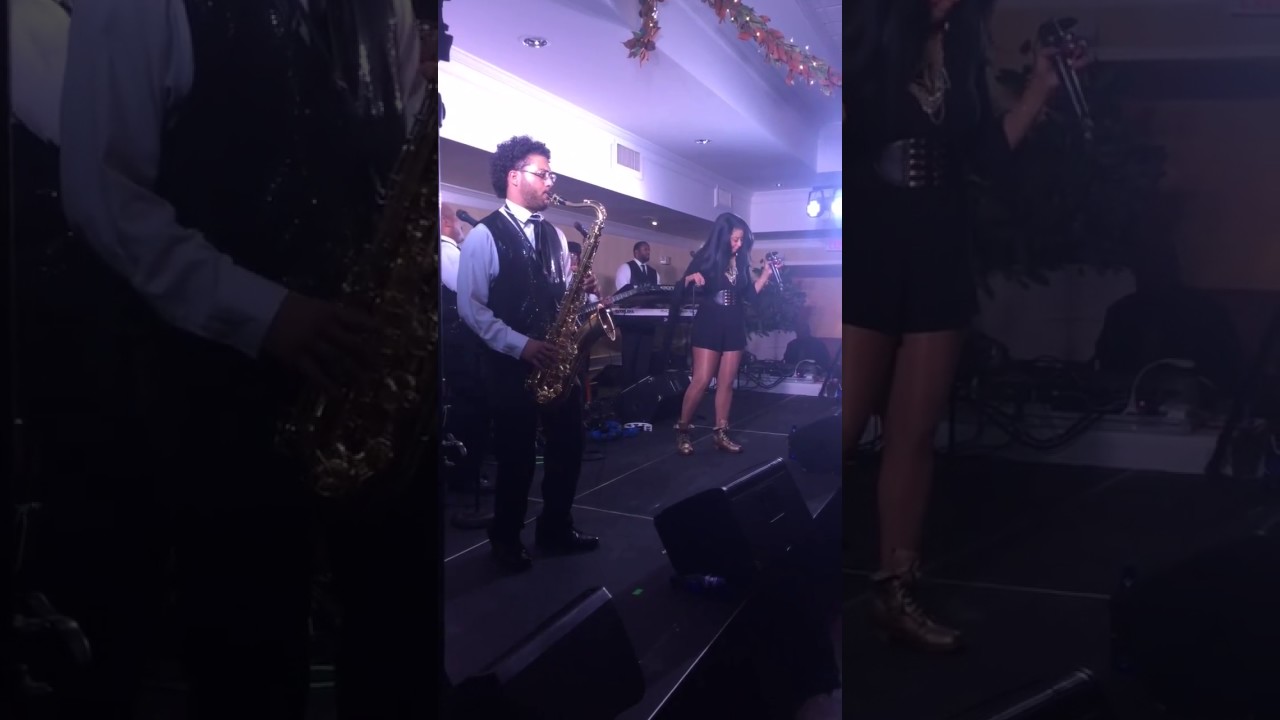 Promotional video thumbnail 2 for Serenading & Saxie (Vocals & Saxophone)