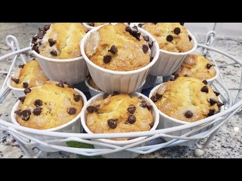 Chocolate chip muffins مادلين بالشوكولا