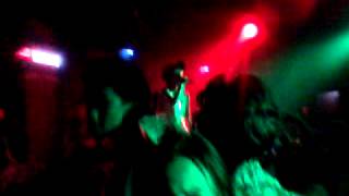 Download lagu Monkey Boots - Fallin (Live at Big Monkey Show Up) mp3 Download lagu Monkey Boots - Fallin (Live at Big Monkey Show Up) mp3