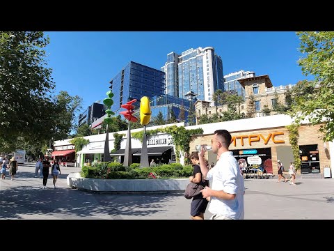Odessa, Ukraine — Walking Through Arcadia