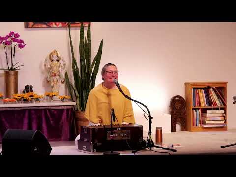 Samstagabendsatsang - Kirtan, Mantra & Arati mit Katyayani - Yoga Vidya Live 08.10.2022, 20:00 Uhr