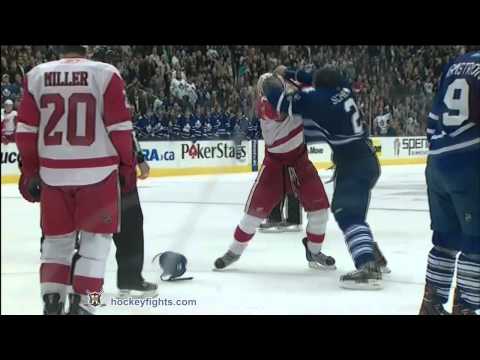 Justin Abdelkader vs Luke Schenn