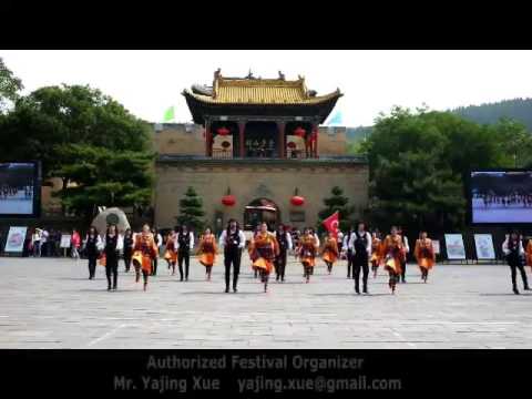 Traditional Turkish Dance Show in China - Horon
