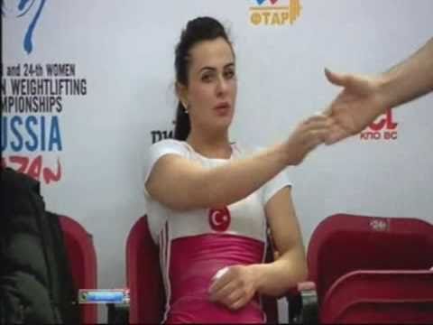 Weightlifting.European Championships 2011.48 kg.Snatch.Nurcan Taylan  & Genny Pagliaro.mpg