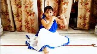 maiya yashoda dance performance by 5 year old anshika [HD]