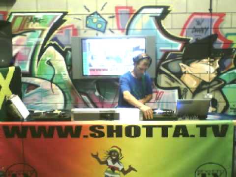 3 Dee Jay Tee & Friends Shotta TV - Wednesday 28 September House music selection