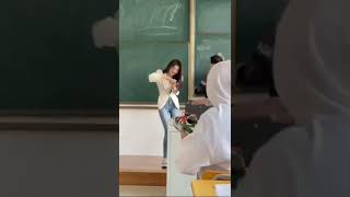 Download lagu story wa Joget santuy #viralshorts mp3 Download lagu story wa Joget santuy #viralshorts mp3