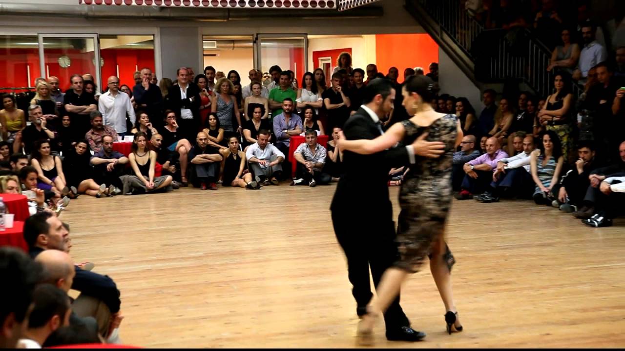 Alexander Moncada Rojas y Matilde Beccaria Must Milonga 24/04/2016