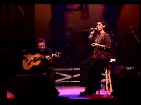 requebre que eu dou um doce