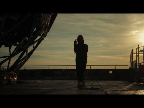 Russisch Roulette - Anna Grey (Musicvideo)