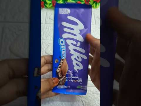 Unboxing Milka Oreo #shorts #shortsvideo #chocolate #youtubeshorts #shortstrending #asmrsounds