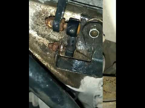 Закисли шарниры датчика положения кузова, 0.5 вд-40 и все огонь!)