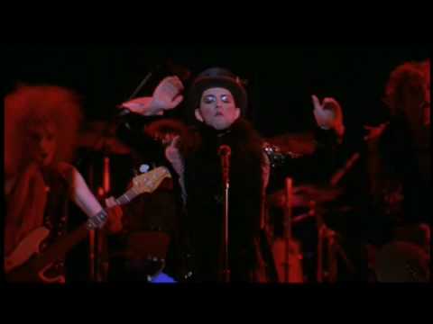 Brian Molko in Velvet Goldmine