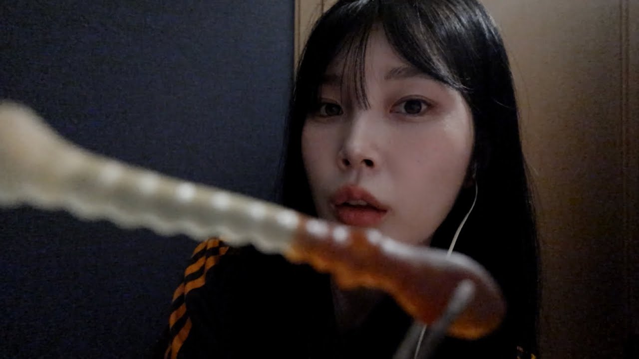 아니 왜 귀에서 왕꿈틀이가 나와요?🪱 | 귀청소 asmr | 꾸덕젤리 제거 | Ear Cleaning