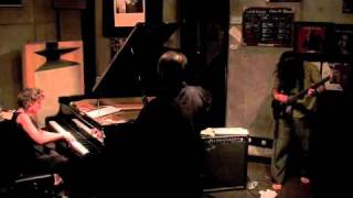 Myra Melford & Stomu Takeishi + Oguri 02 @ Inage Candy