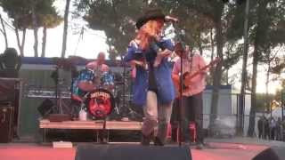 DANNI LEIGH - Honky Tonk Song